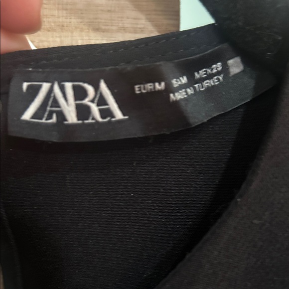 Zara Elegant Black Crop Top - Picture 3 of 4